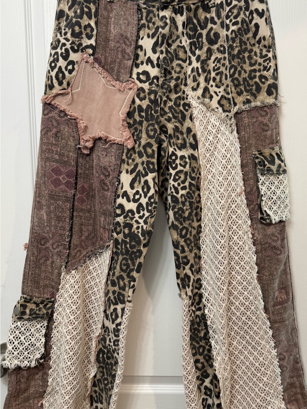 POL Patchwork Wide-Leg Jeans in Leopard & Brown